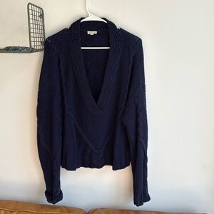 V Nack Knotted Sweater